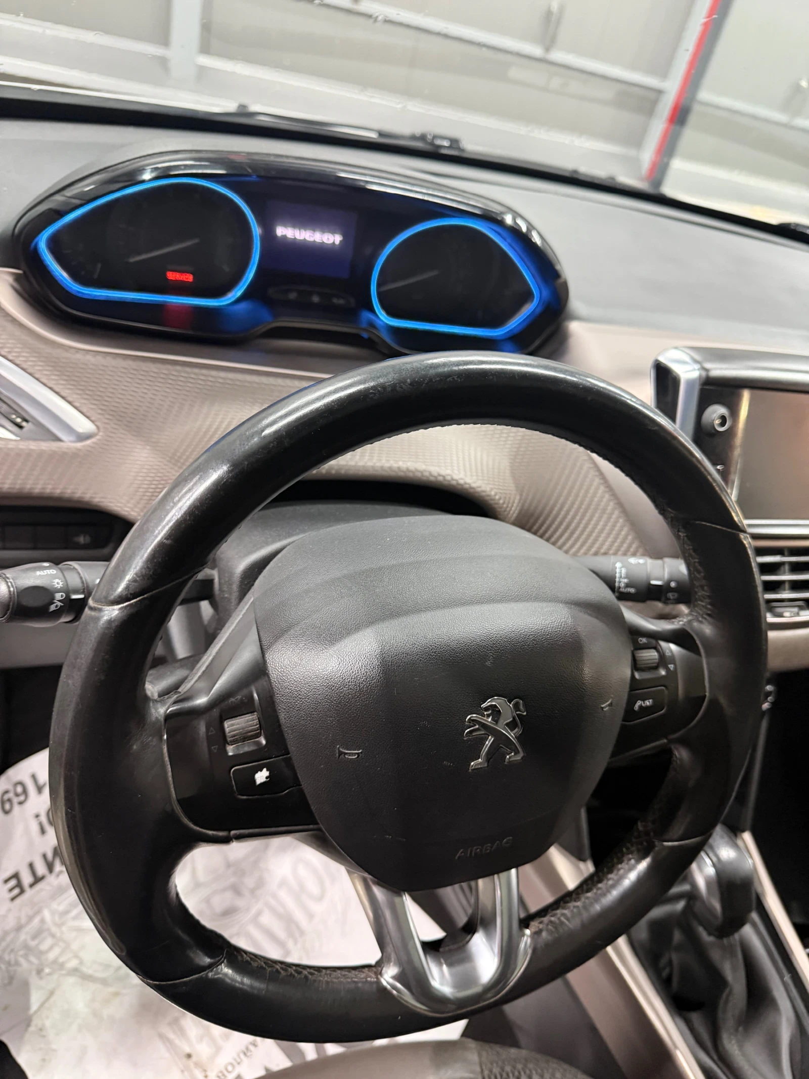 Peugeot 2008 1.6i benzin - изображение 9