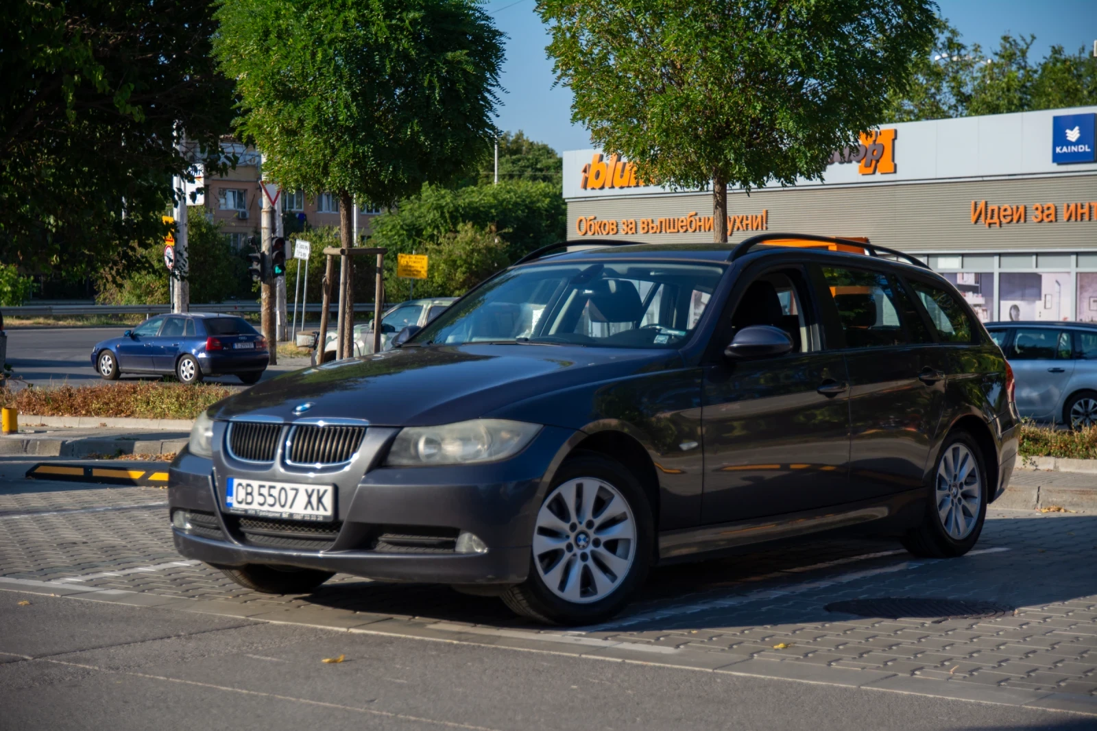 BMW 318 318i - изображение 3