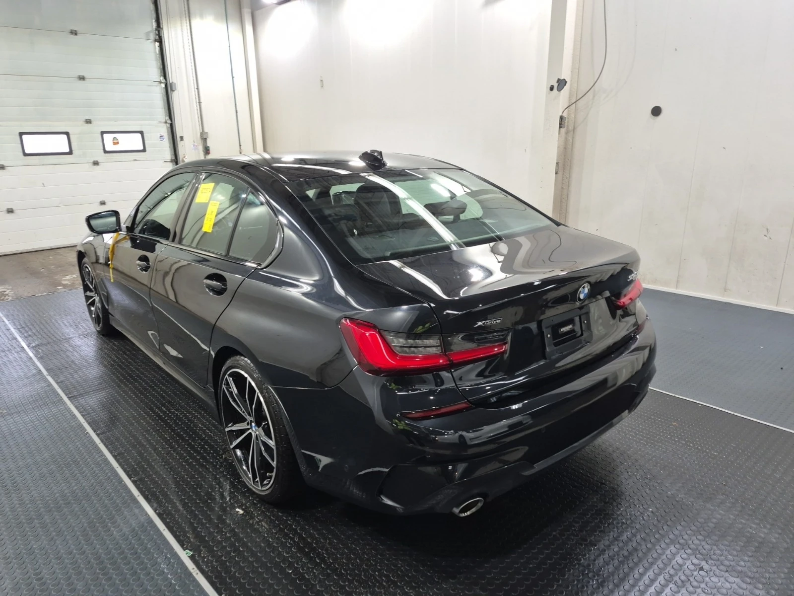 BMW 330 XDRIVE * * CARFAX * * АВТО КРЕДИТ * *  - изображение 4