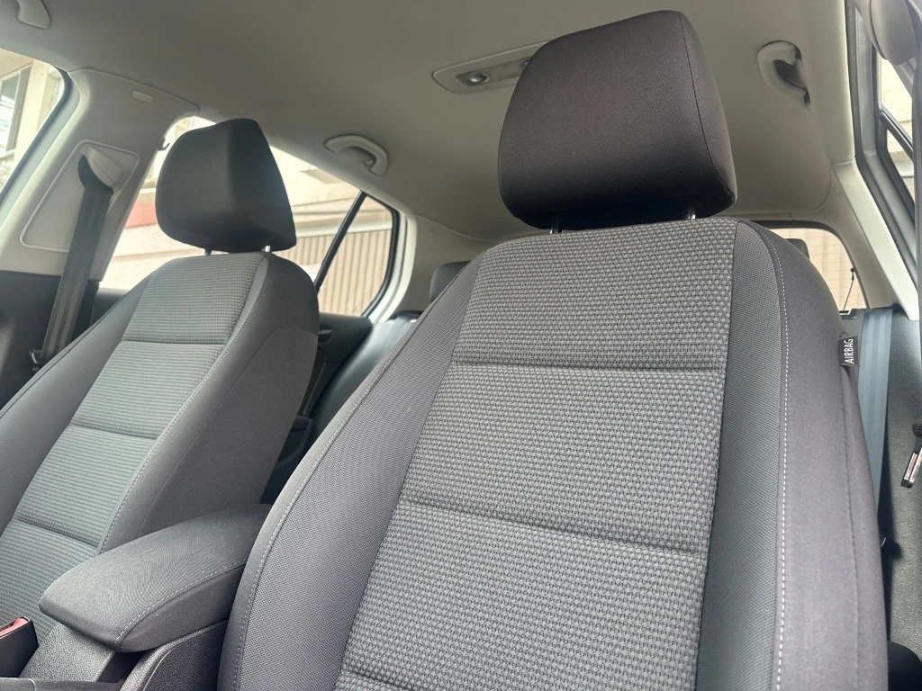 VW Golf 1.6 TDI * NAVI*  - изображение 7