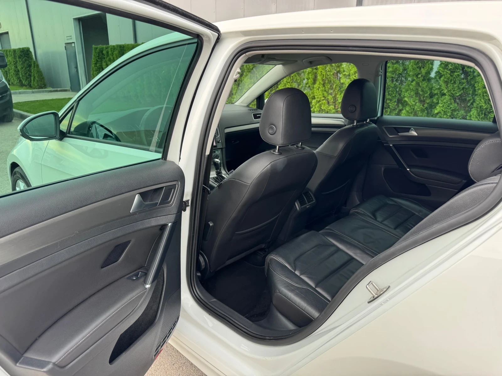 VW Golf 1.4TSI R-Line* DSG* Keyless* * !!! | Mobile.bg   14