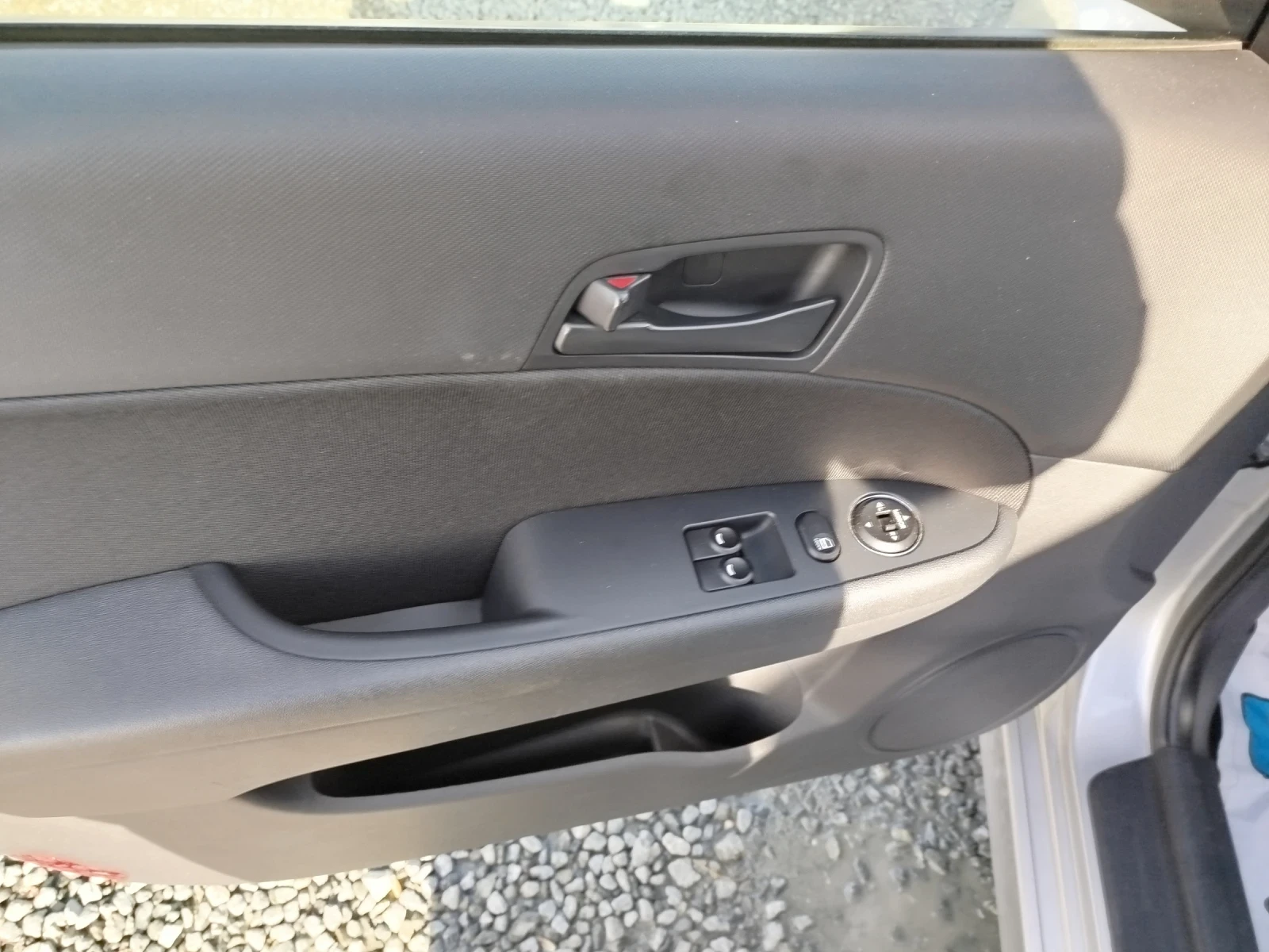 Hyundai I30 1.4.109ксEURO5 - изображение 10