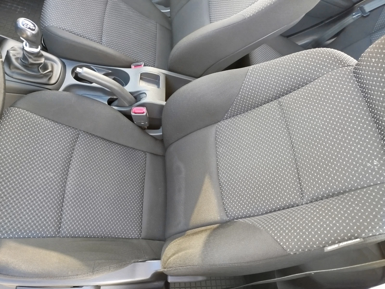 Hyundai I30 1.4.109ксEURO5 - изображение 9