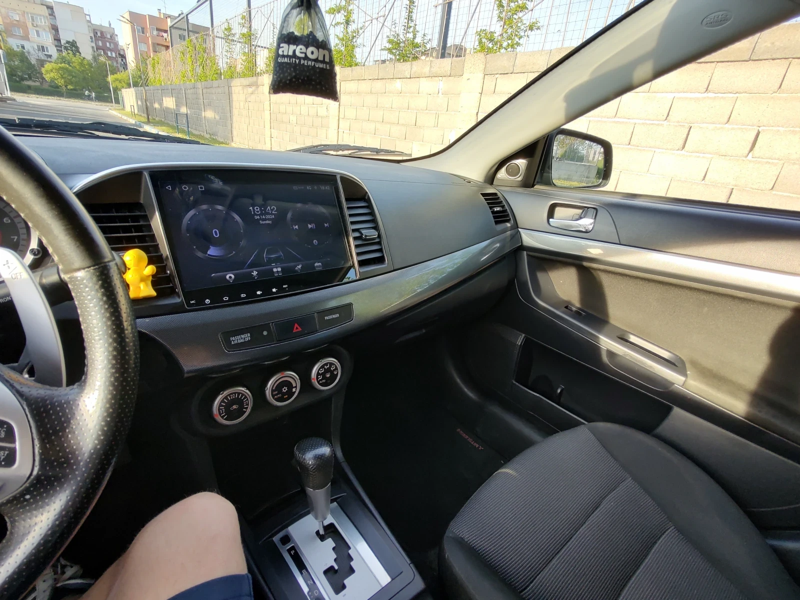 Mitsubishi Lancer 1.8 LPG , снимка 12 - Автомобили и джипове - 53875972