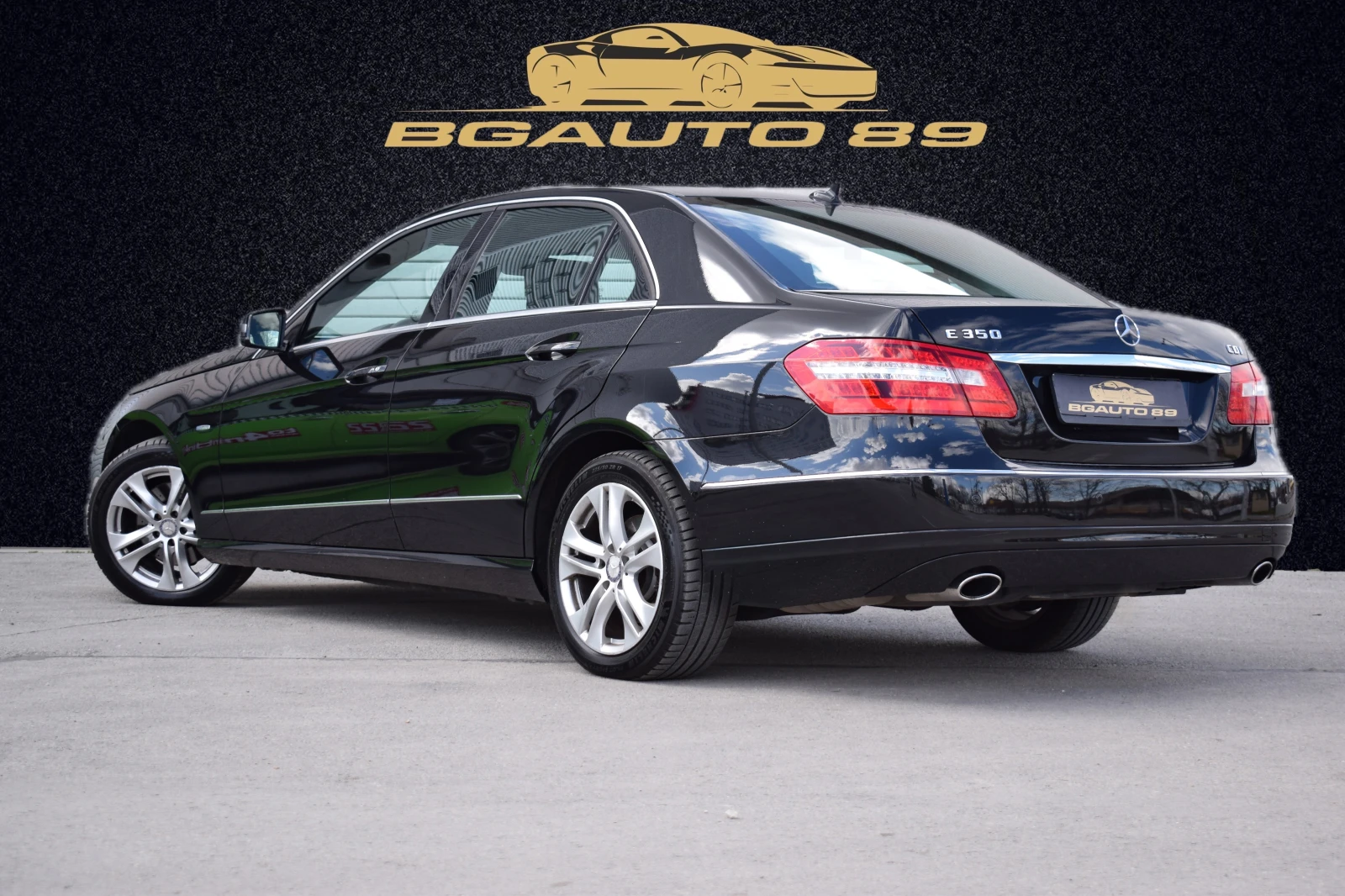 Mercedes-Benz E 350 CDI 231k.c. AVANTGARDE/NAVI/DISTRONIC, снимка 6 - Автомобили и джипове - 54010309