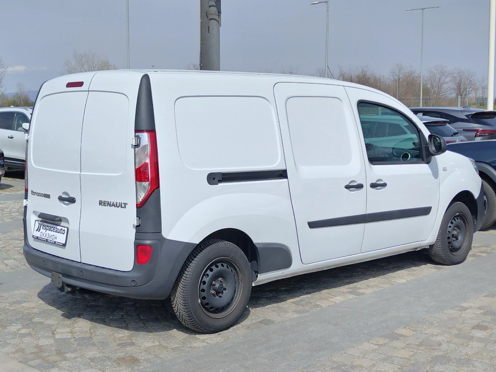 Renault Kangoo MAXI 1.5dCi/95к.с., снимка 4 - Автомобили и джипове - 54205571
