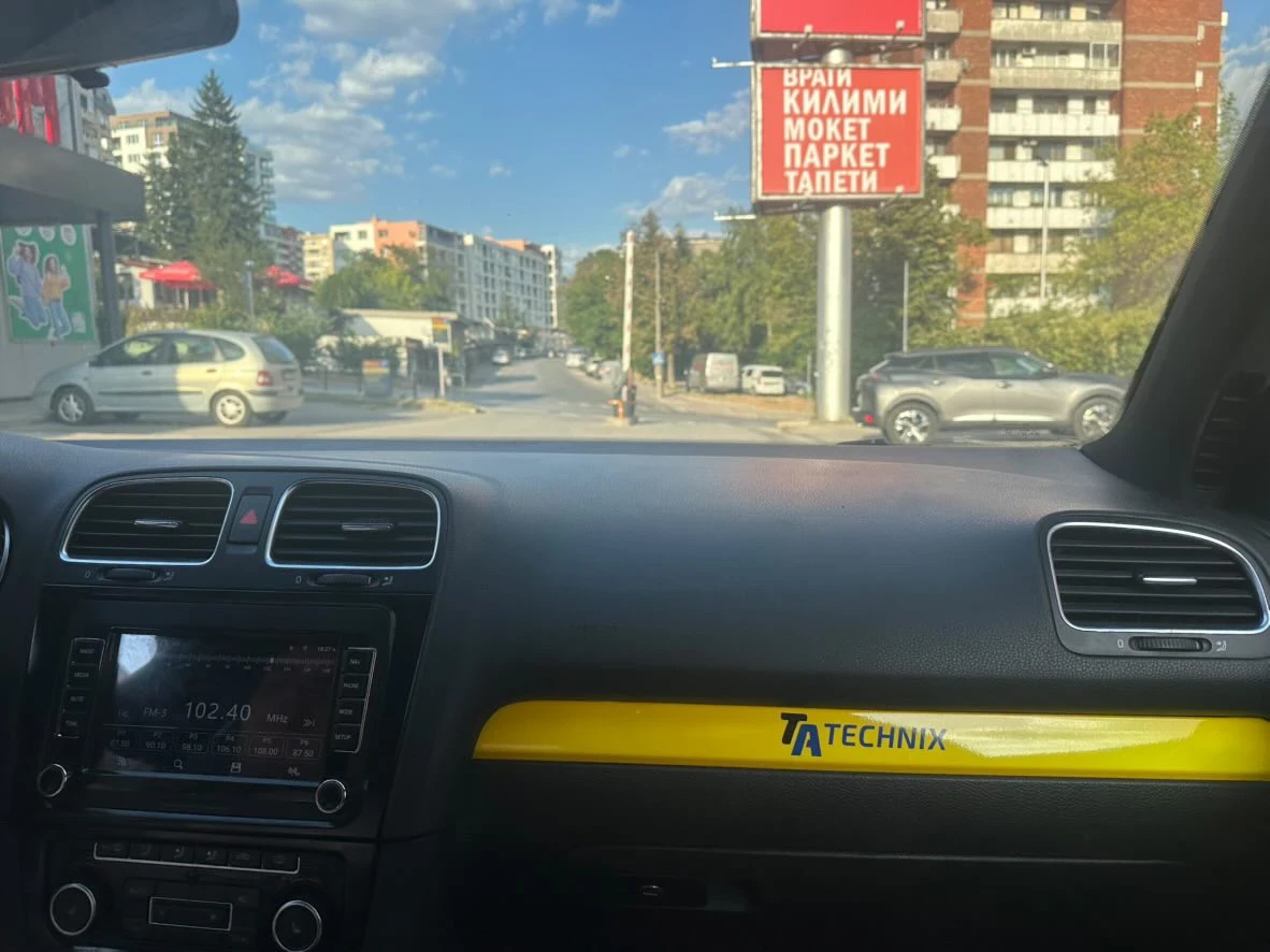 VW Golf, снимка 12 - Автомобили и джипове - 54316530