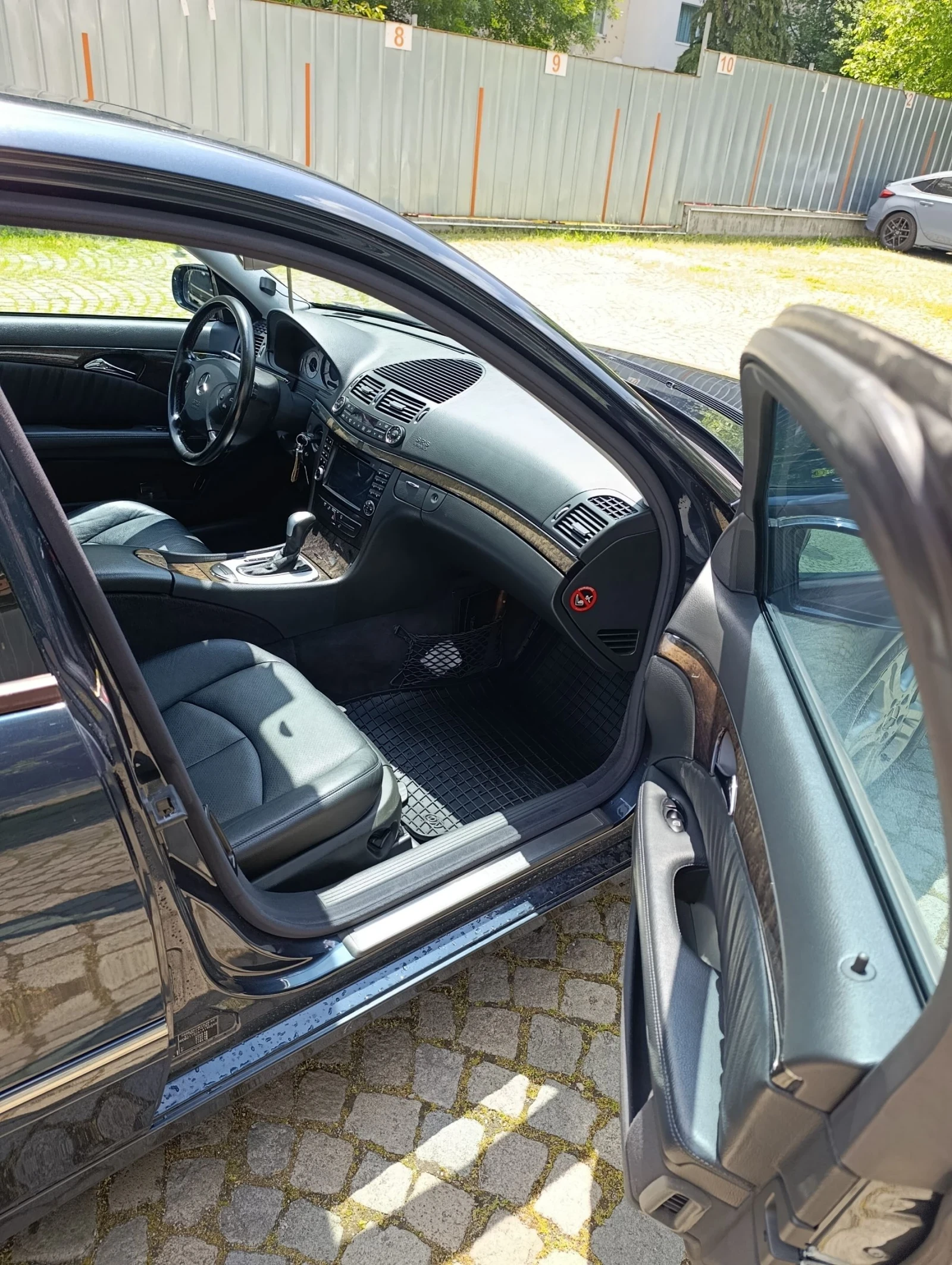 Mercedes-Benz E 320 320CDI, снимка 10 - Автомобили и джипове - 54672050