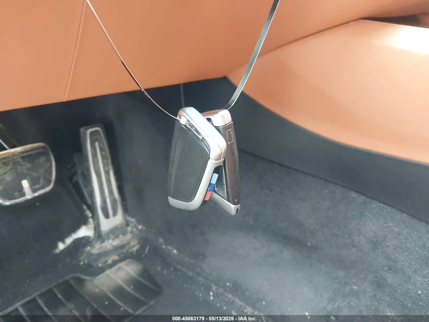 BMW M5 4.4l, снимка 11 - Автомобили и джипове - 54756194