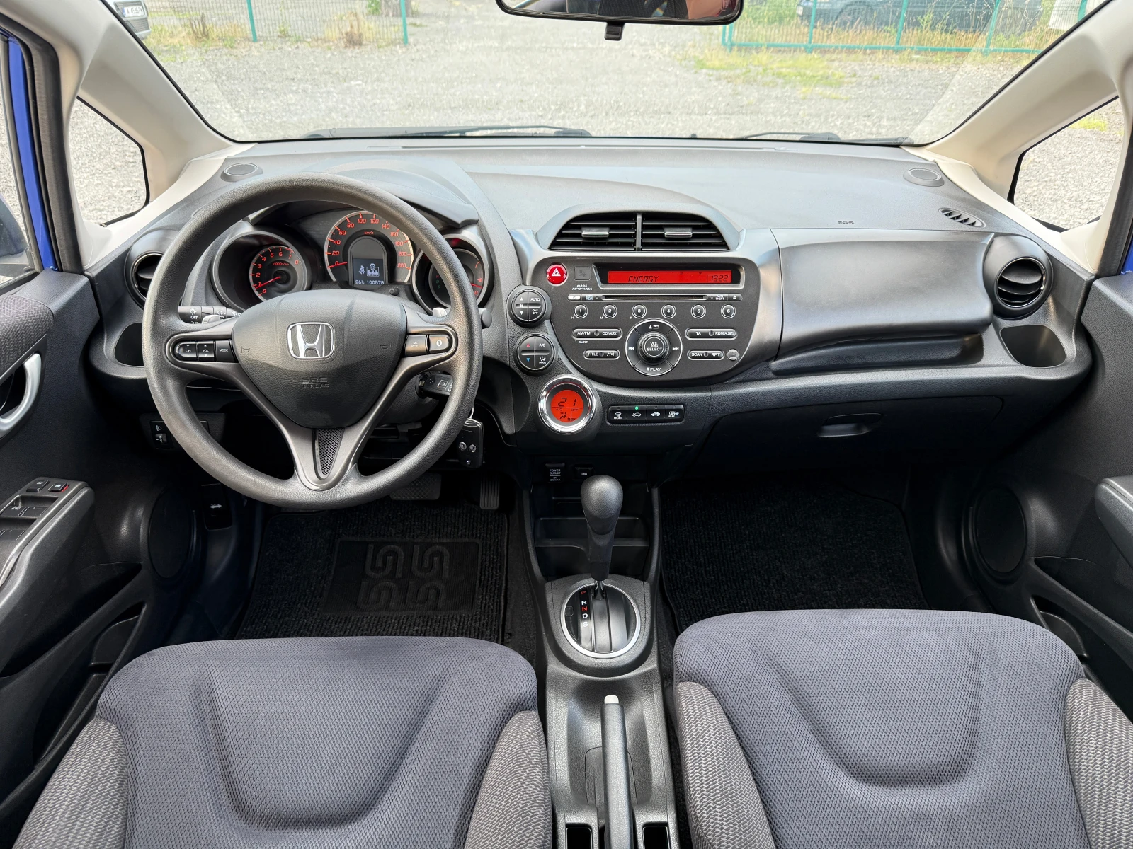 Honda Jazz 1.4 I - Автоматик, снимка 8 - Автомобили и джипове - 54788794