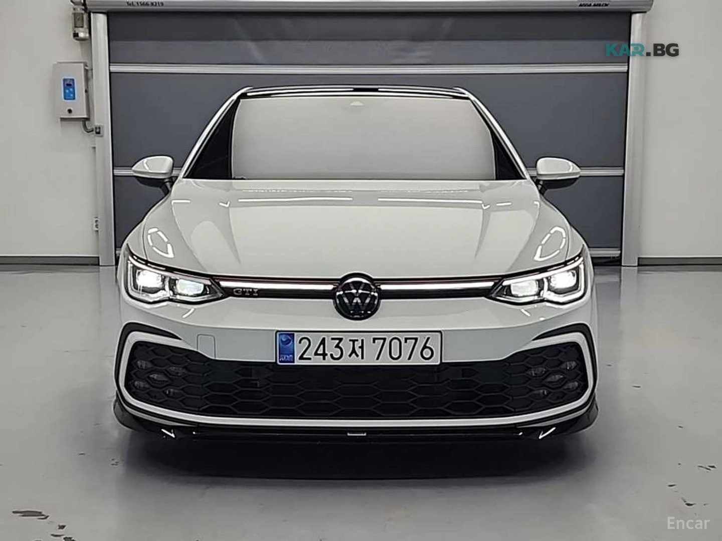 VW Golf GTI/2.0T/8TH GEN, снимка 2 - Автомобили и джипове - 54827885