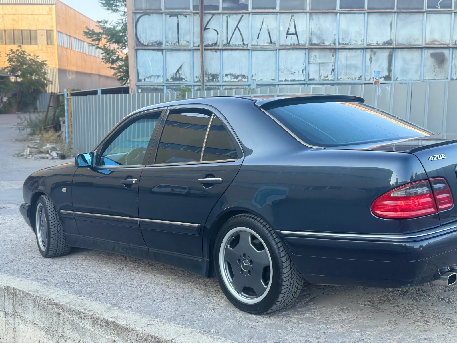Mercedes-Benz E 420 4.2 Газ.Инж, снимка 5 - Автомобили и джипове - 55590194