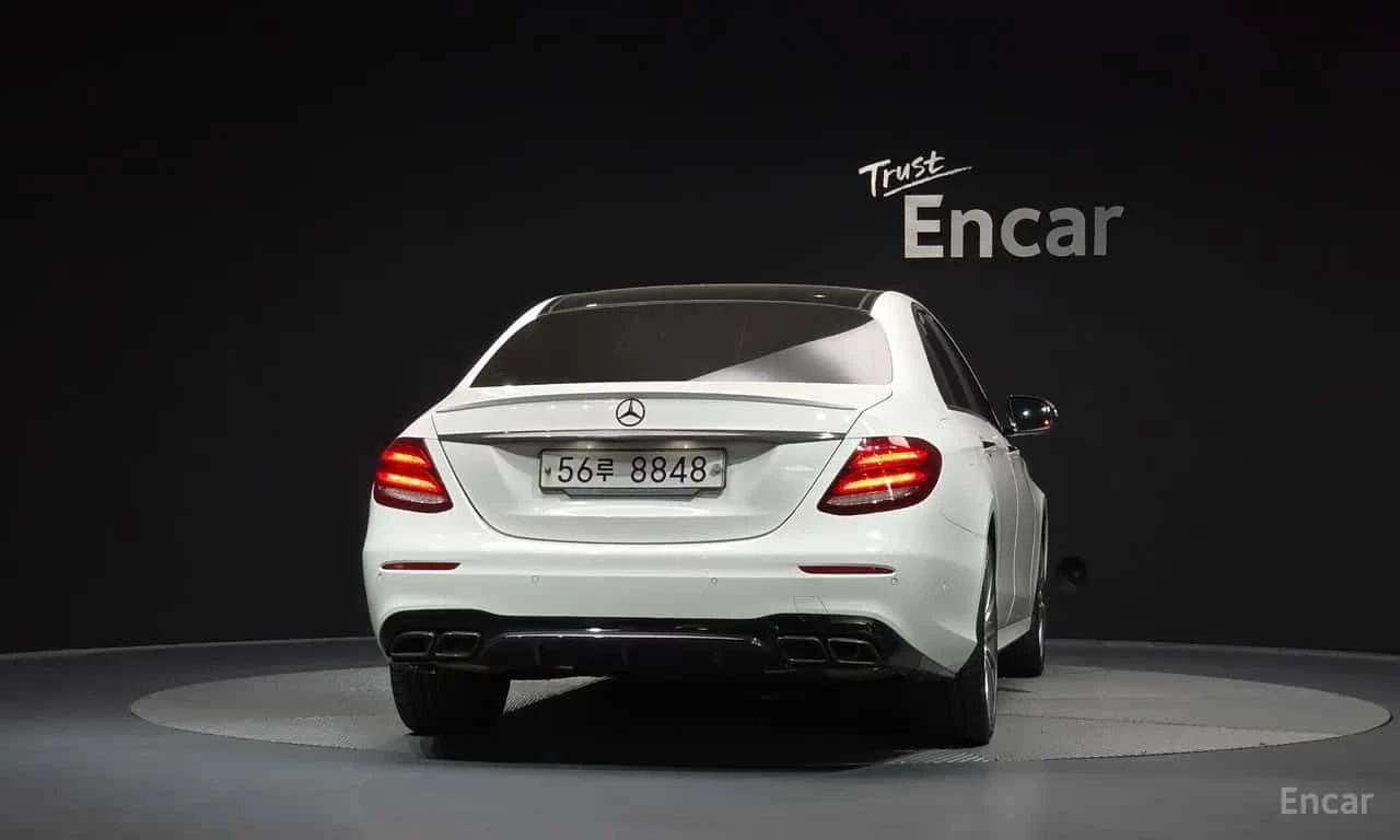 Mercedes-Benz E 300 КРАЙНА ЦЕНА ДО БЪЛГАРИЯ * АВТОКРЕДИТ, снимка 4 - Автомобили и джипове - 55571526