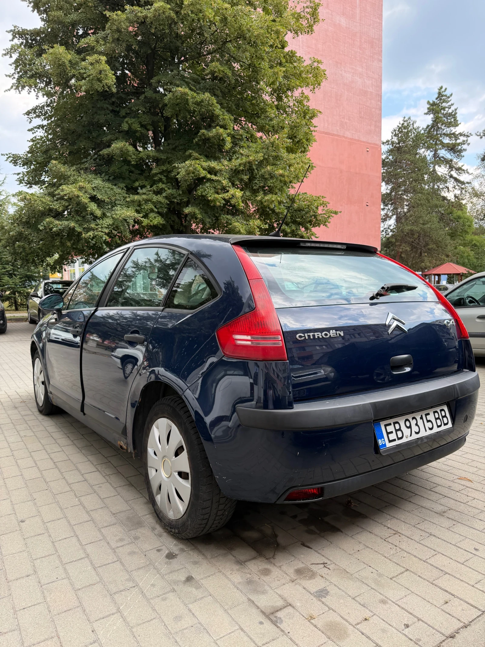 Citroen C4 Колата е напълно обслужен от към ремъци и масла 