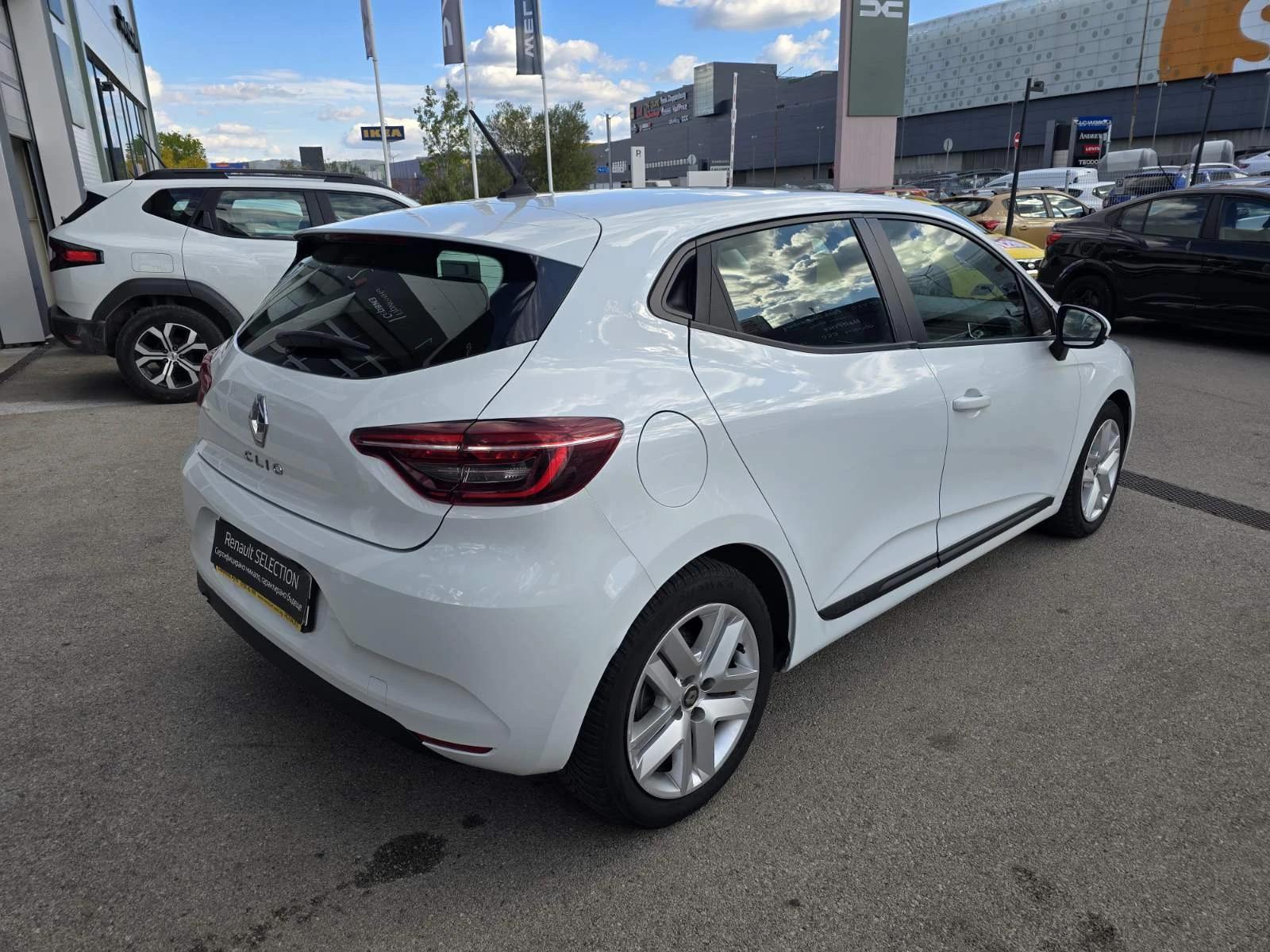 Renault Clio 1.0 TCe 100 автоматик, снимка 5 - Автомобили и джипове - 56311052