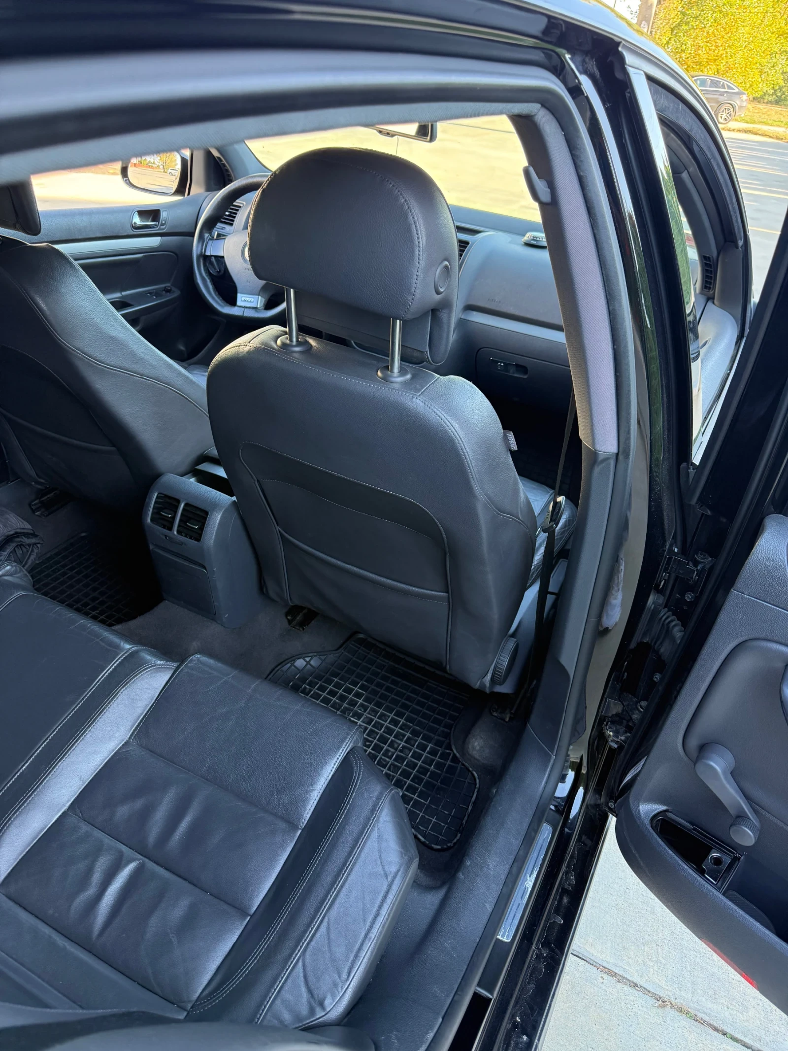 VW Golf, снимка 8 - Автомобили и джипове - 56347894