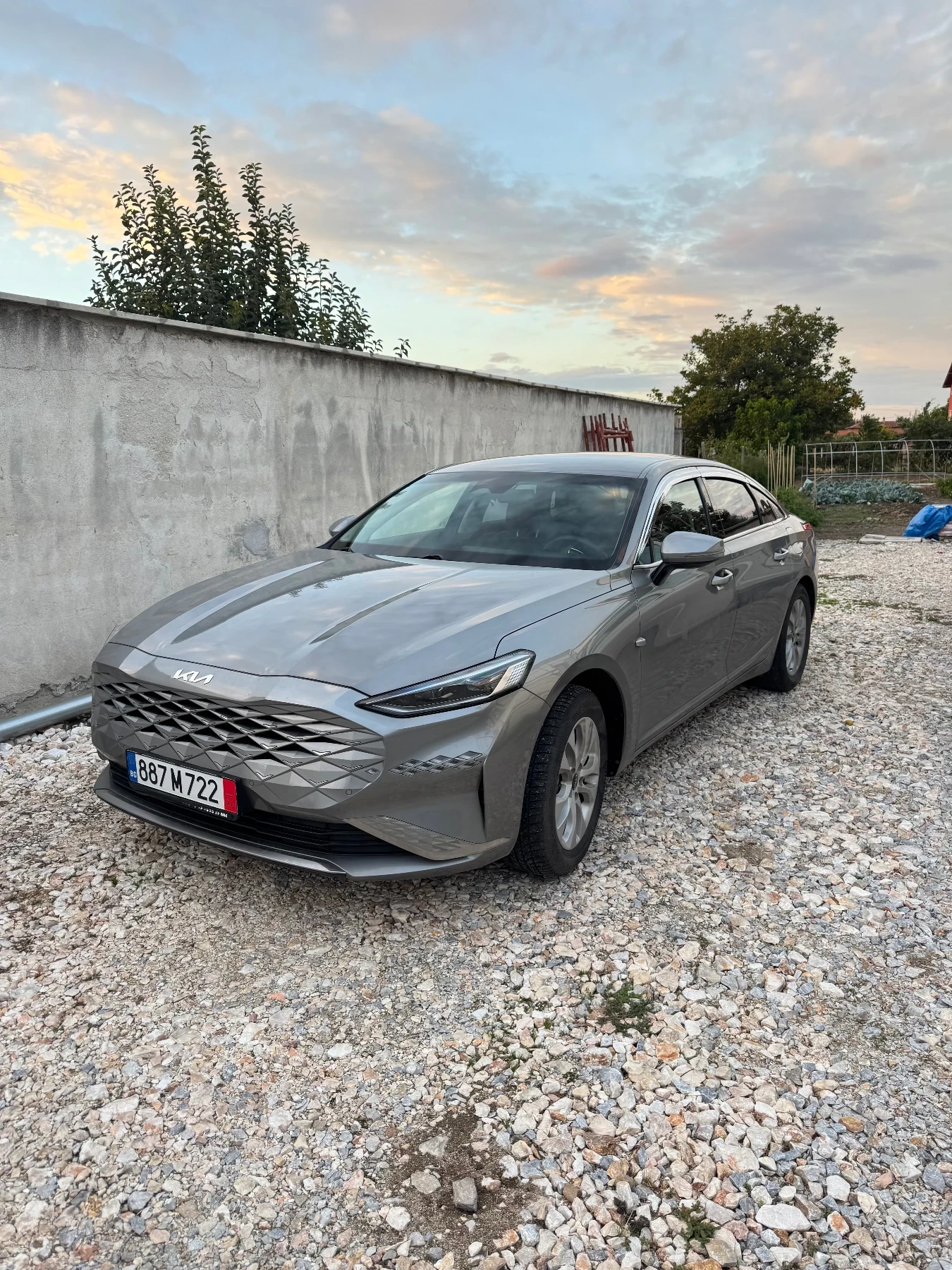 Kia K8