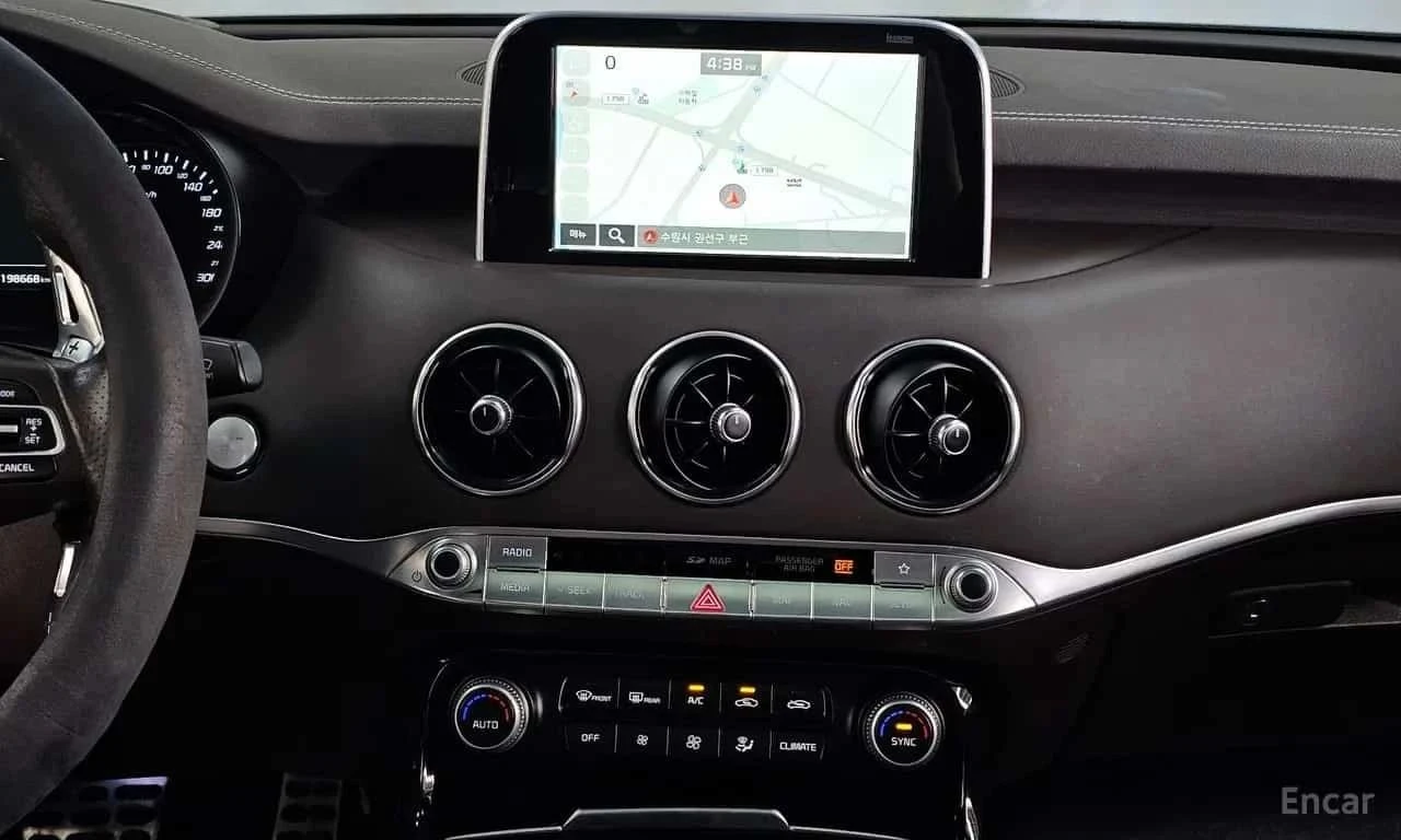Kia Stinger | Mobile.bg � ����������� 14