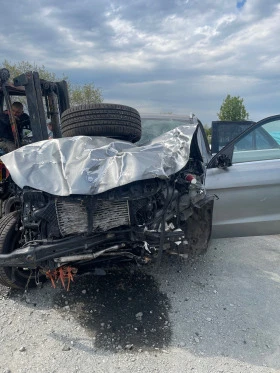 Mercedes-Benz ML 350 Катастрофирал на части , снимка 2