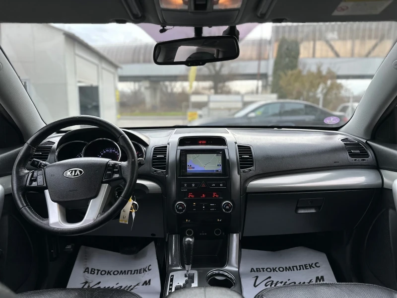 Kia Sorento 2.4i* 4x4* 7МЕСТА* АВТОМАТ* * , снимка 10 - Автомобили и джипове - 48247879