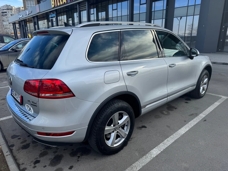 VW Touareg 3.0TDI, снимка 3 - Автомобили и джипове - 48752251