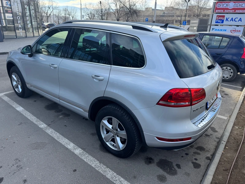 VW Touareg 3.0TDI, снимка 5 - Автомобили и джипове - 48752251