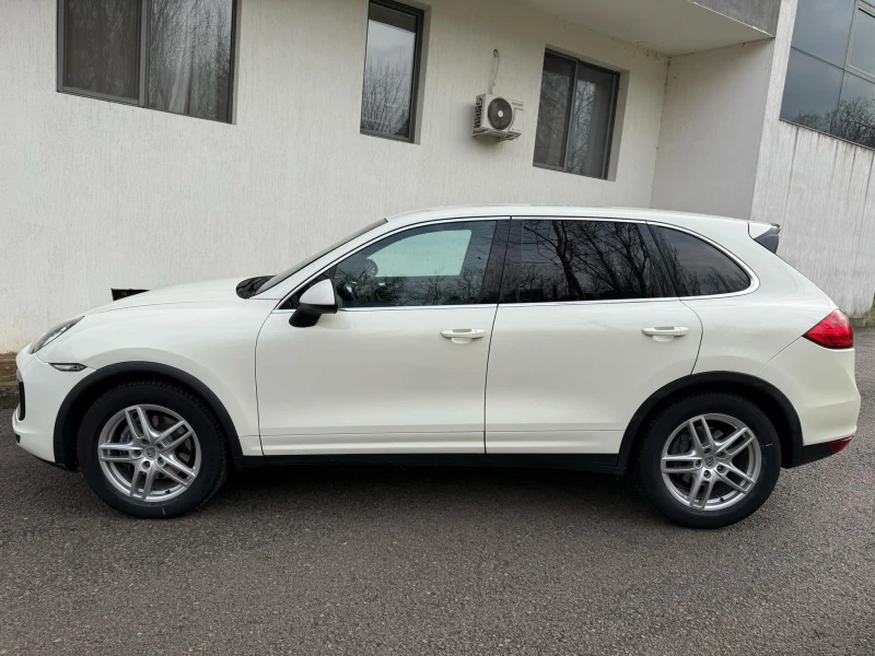 Porsche Cayenne 3.0d / РЕГИСТРИРАН, снимка 4 - Автомобили и джипове - 48814284