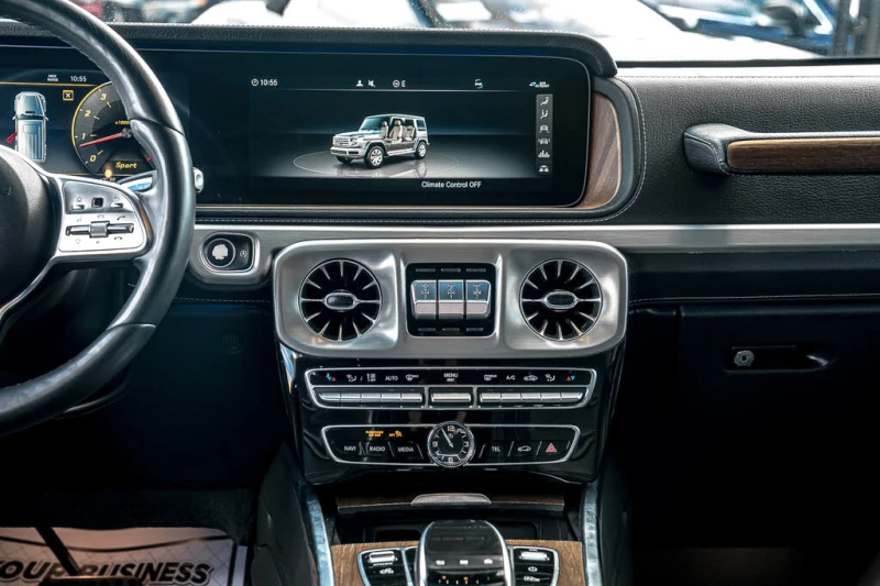 Mercedes-Benz G * G-CLASS* 550* 4MATIC* Автокредит(Цена до БГ), снимка 14 - Автомобили и джипове - 53277467