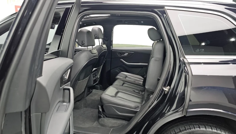 Audi Q7 S-Line* Distronic* ПАНО* 360* HUD, снимка 8 - Автомобили и джипове - 53371852