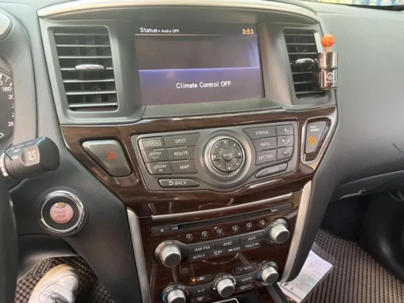 Nissan Pathfinder 3.5 4WD, снимка 6 - Автомобили и джипове - 55740402
