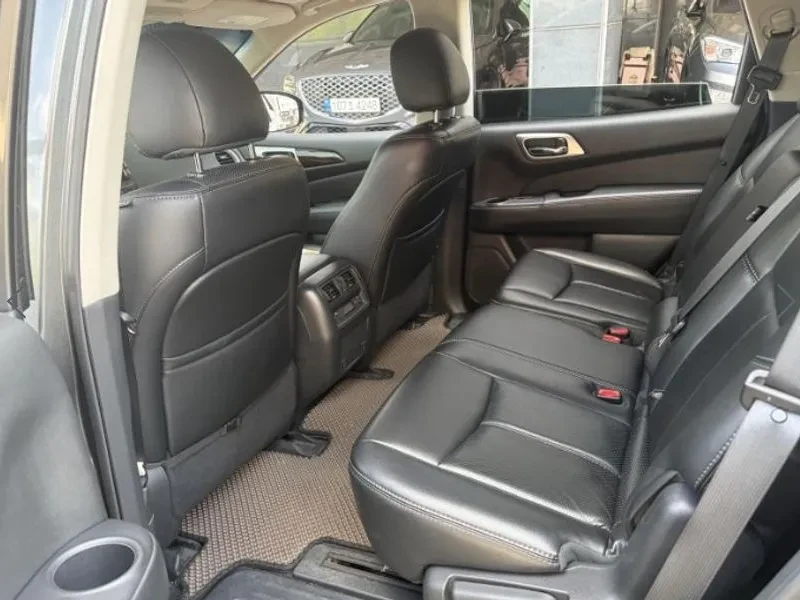Nissan Pathfinder 3.5 4WD, снимка 5 - Автомобили и джипове - 55740402