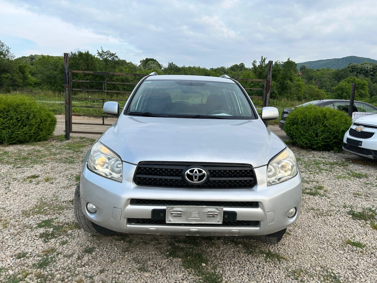 Toyota Rav4 2.2D 136к.с навигация 6ск  - изображение 2