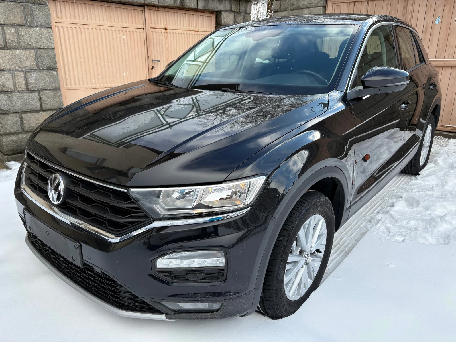 VW T-Roc 2.0TDI 4Motion Автоматик 10.2020г - изображение 5