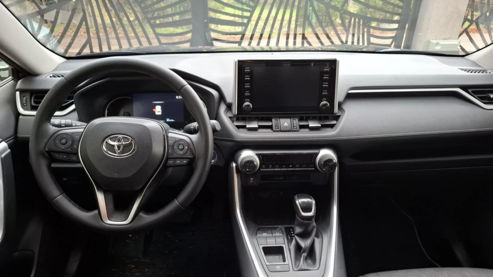 Toyota Rav4 2.5 HYBRID - изображение 8