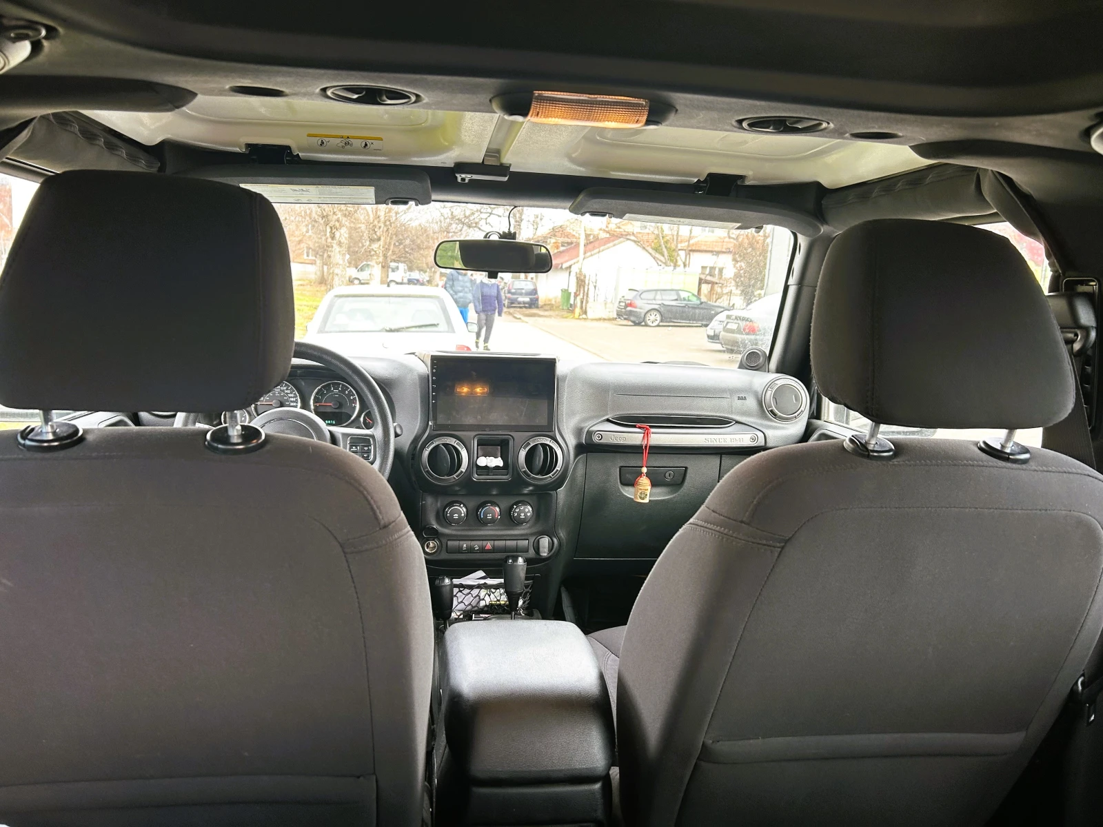 Jeep Wrangler 3.6 SPORT, снимка 13 - Автомобили и джипове - 53528789