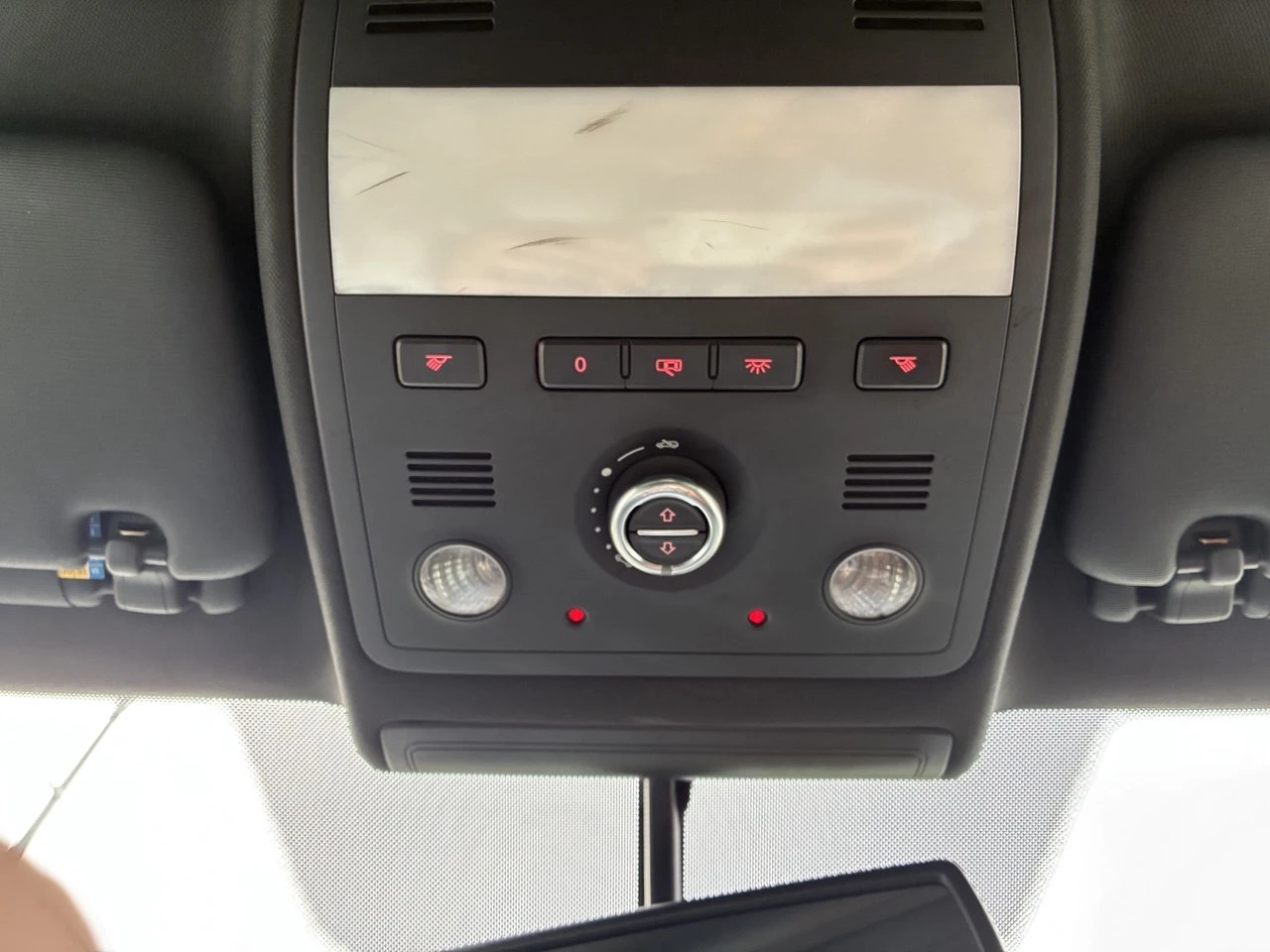 VW Touareg, снимка 15 - Автомобили и джипове - 54207840