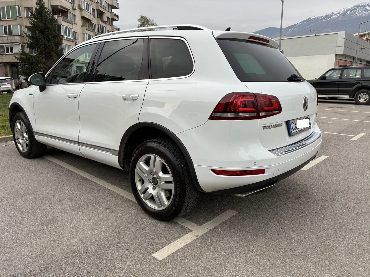VW Touareg, снимка 17 - Автомобили и джипове - 54207840