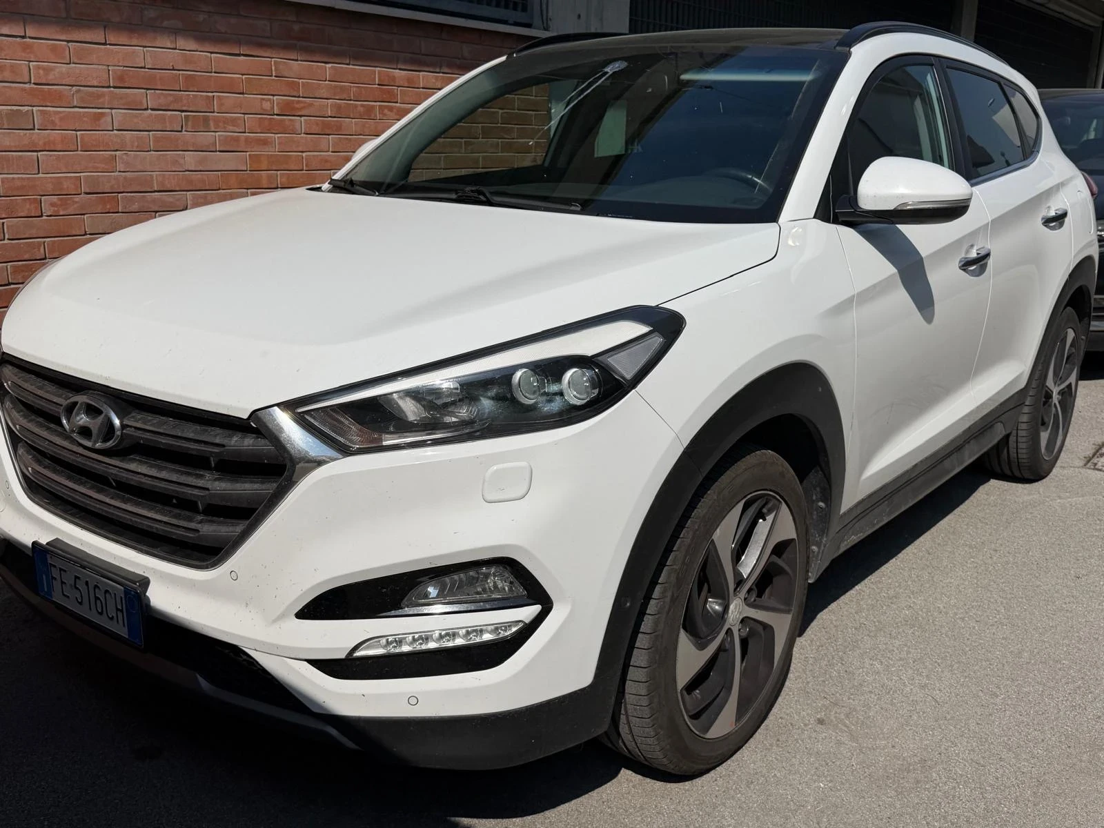 Hyundai Tucson FULL* ОБДУХВАНЕ* ПОДГРЕВИ* ПАНОРАМА* 4WD