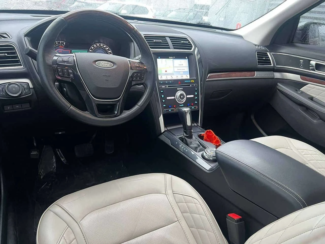 Ford Explorer * Platinum * CARFAX * ���� �� �� | Mobile.bg � ����������� 16