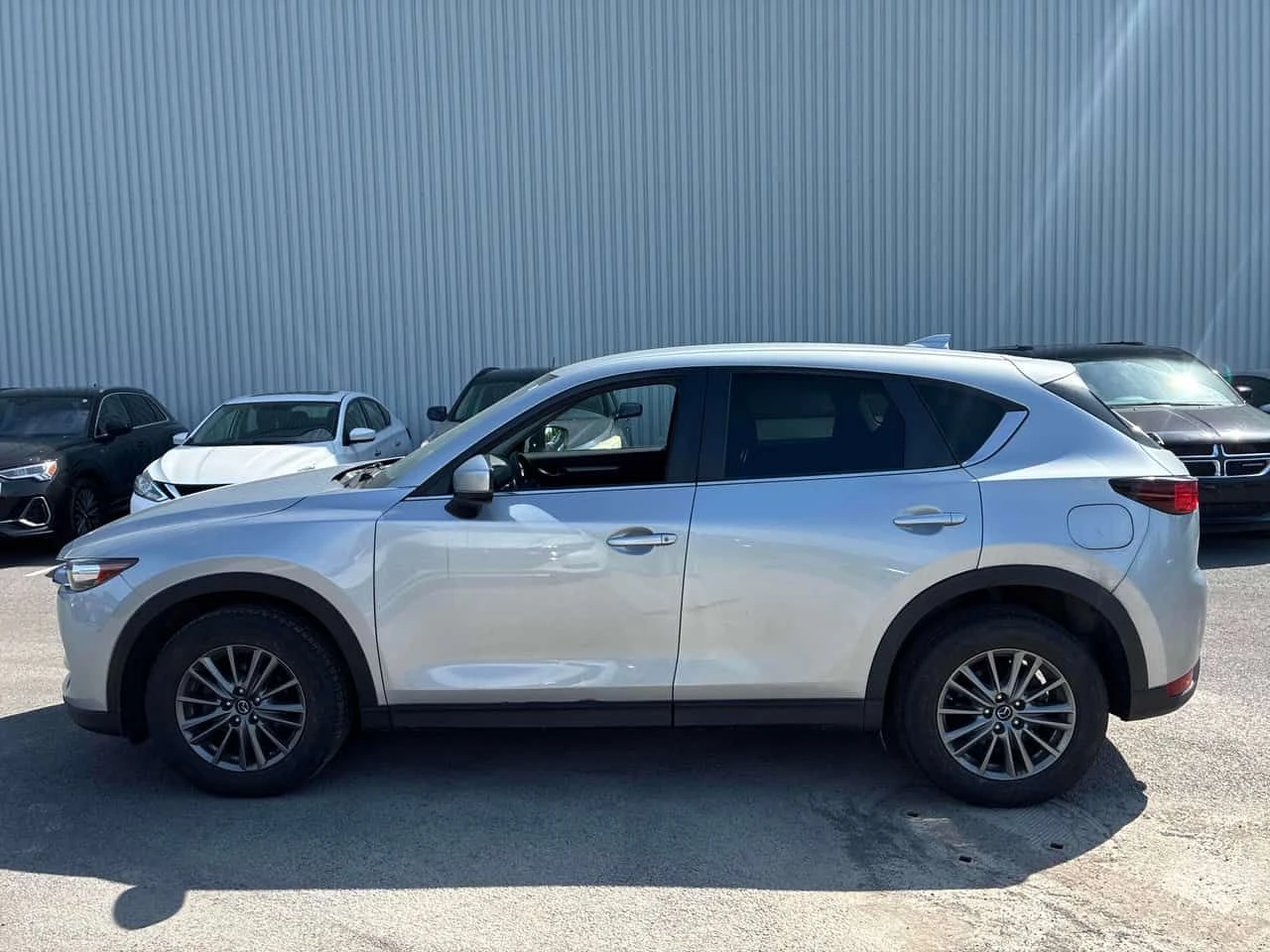 Mazda CX-5  GX / CARFAX / ЦЕНА ДО БЪЛГАРИЯ / ФИНАНСИРАНЕ , снимка 2 - Автомобили и джипове - 55351414