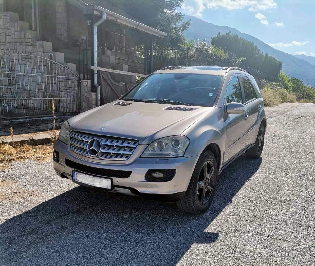 Mercedes-Benz ML 320