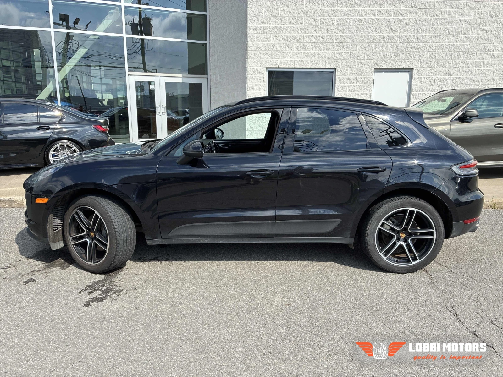 Porsche Macan, снимка 2 - Автомобили и джипове - 56113897
