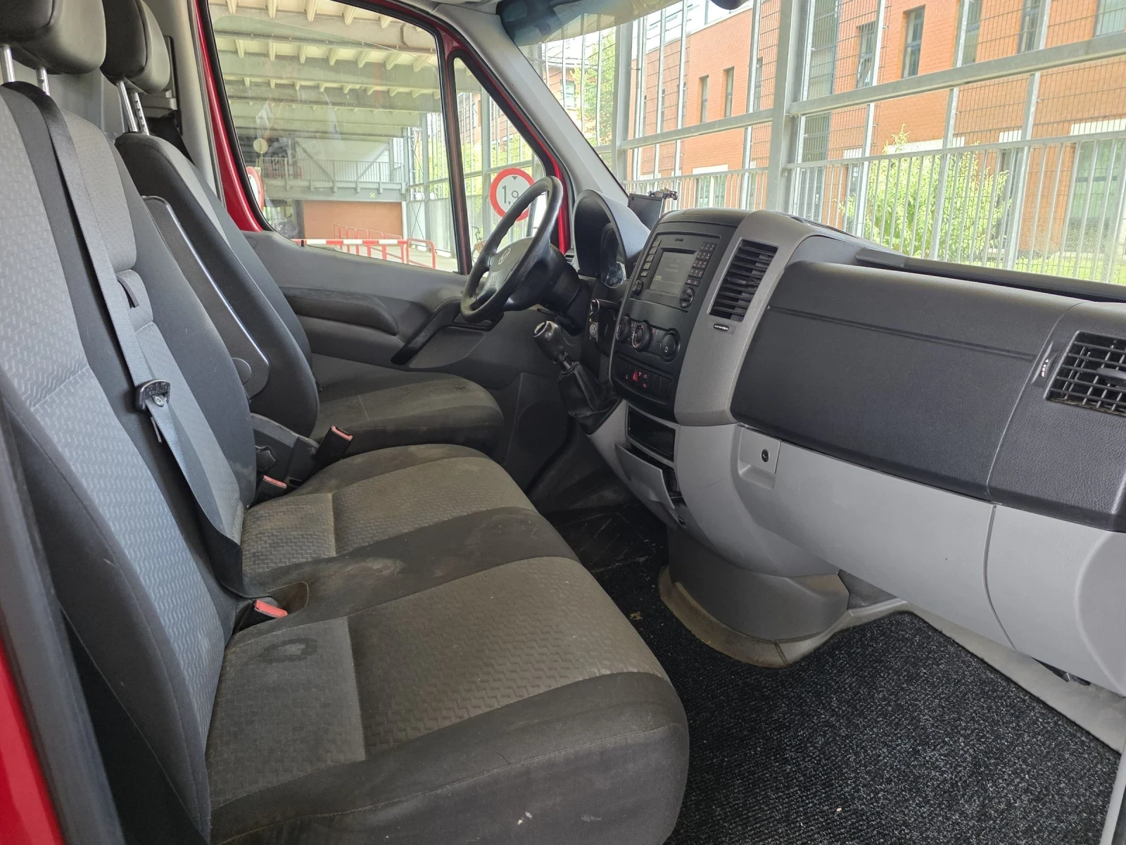 VW Crafter 2.0TDI/L3H2 | Mobile.bg � ����������� 11