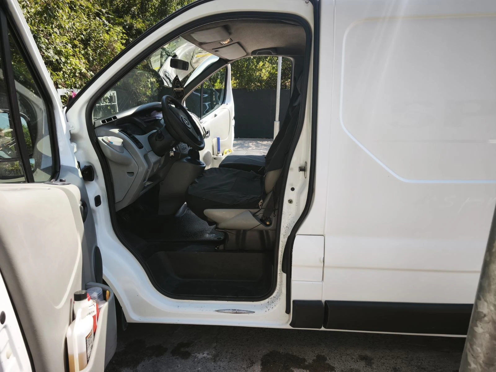 Opel Vivaro 1.9, снимка 16 - Бусове и автобуси - 55966488