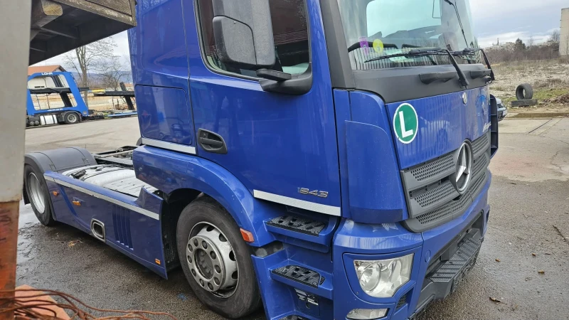 Mercedes-Benz Actros Actros   6 2018, снимка 4 - Камиони - 53456622