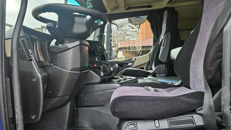 Mercedes-Benz Actros Actros   6 2018, снимка 11 - Камиони - 53456622