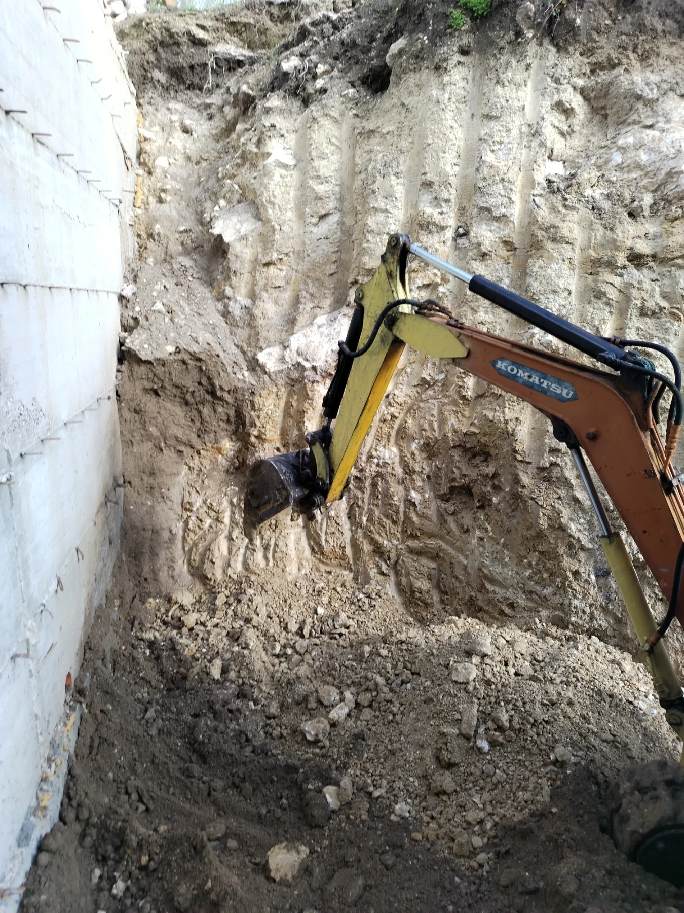 ����� Komatsu Pc 05 | Mobile.bg � ����������� 13