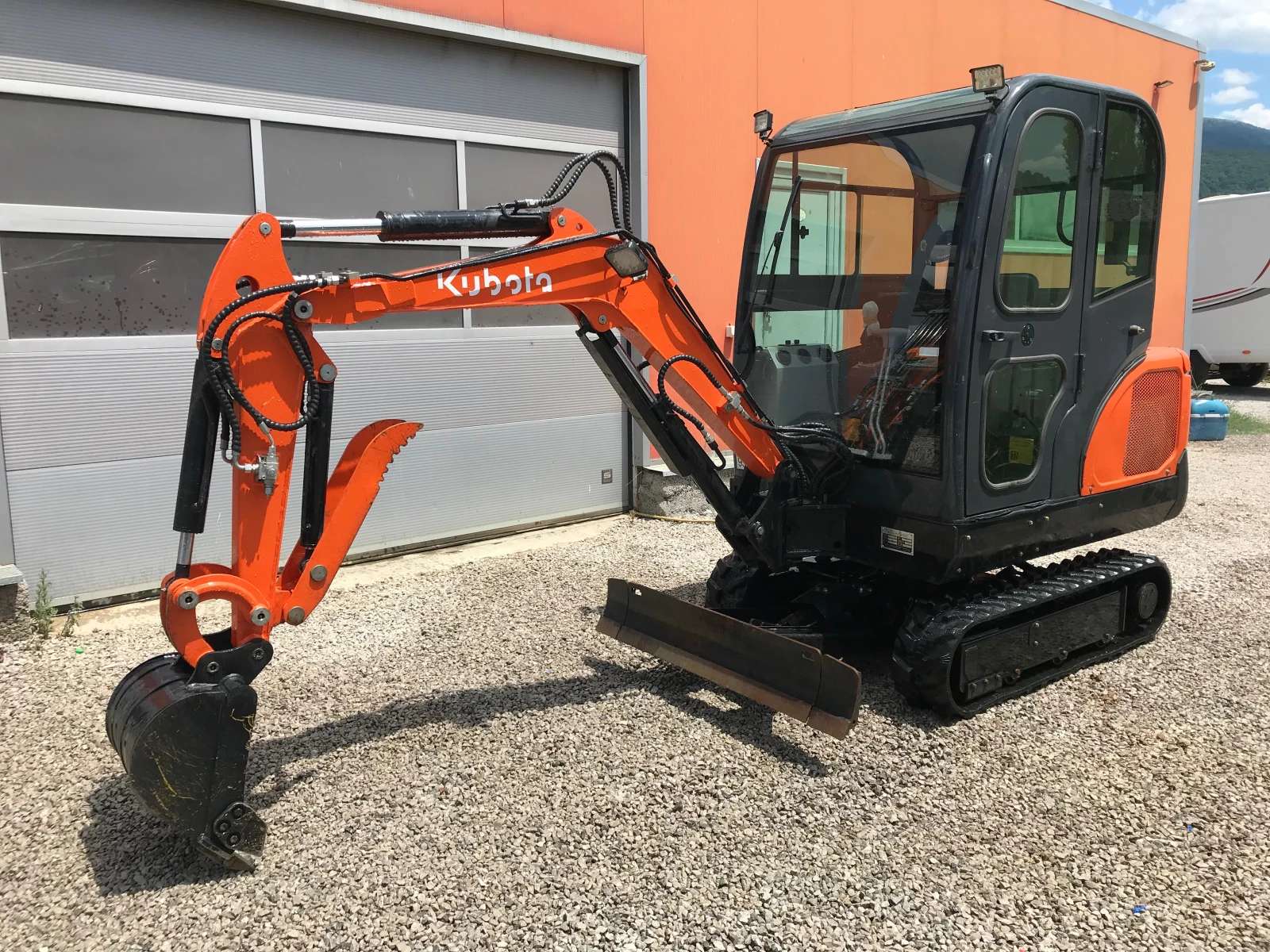 Багер Kubota 2 тона, КЛИМА, снимка 5 - Индустриална техника - 54035834