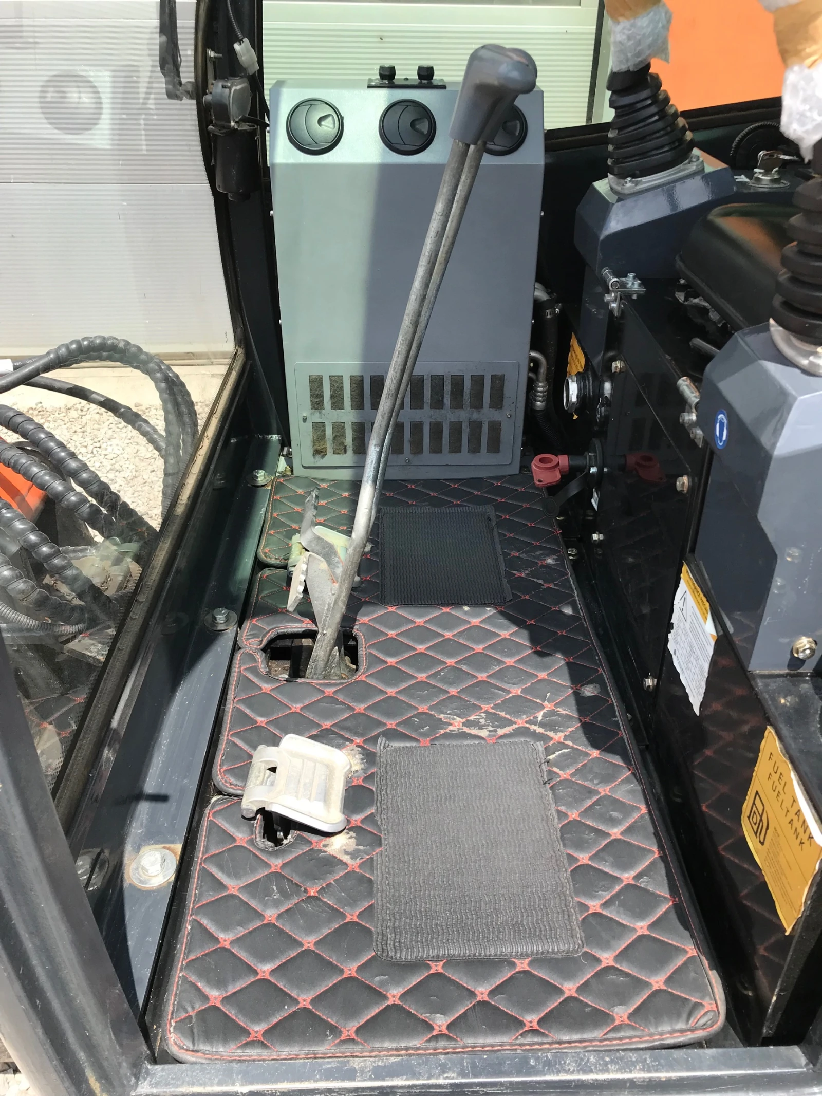 Багер Kubota 2 тона, КЛИМА, снимка 8 - Индустриална техника - 54035834