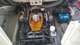 Моторна яхта Bayliner 235 BR, снимка 15